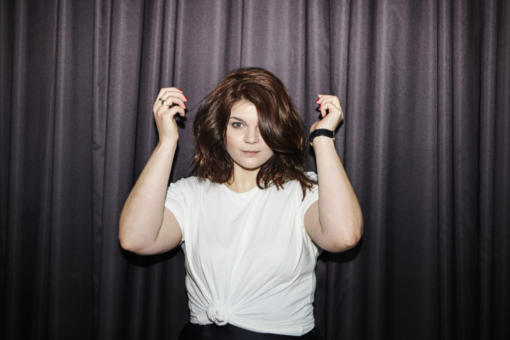 Sophie Passmann, Interview, Reisen, Köln, Bahn