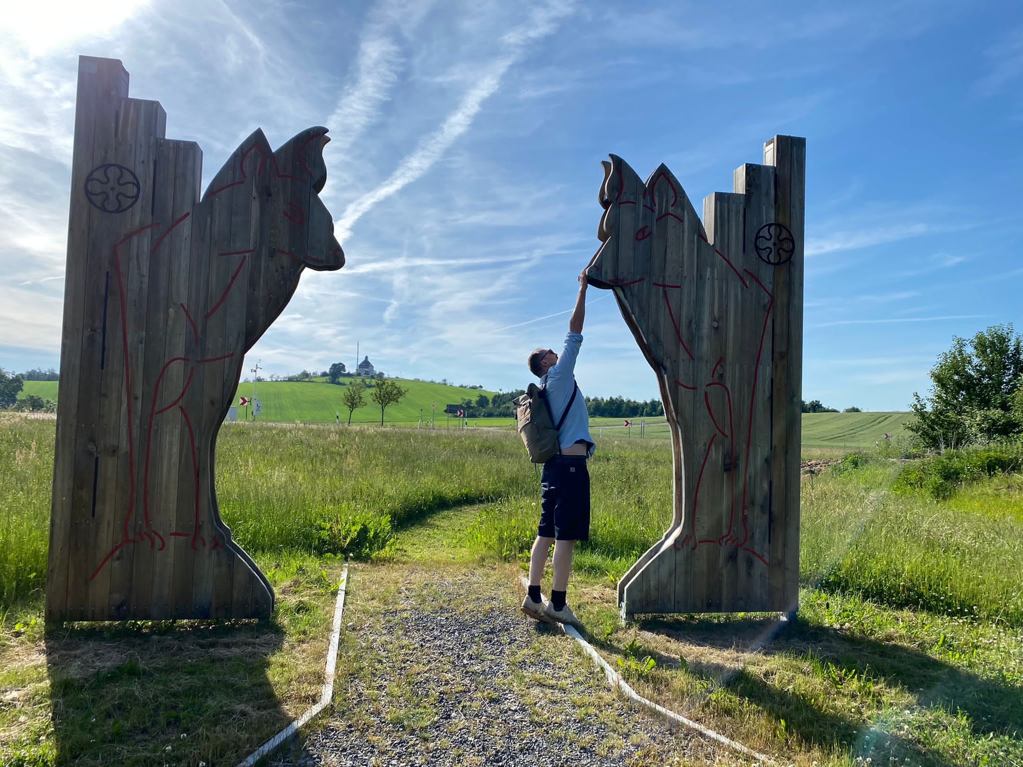 Holzskulpturen auf der Blockline im Erzgebirge